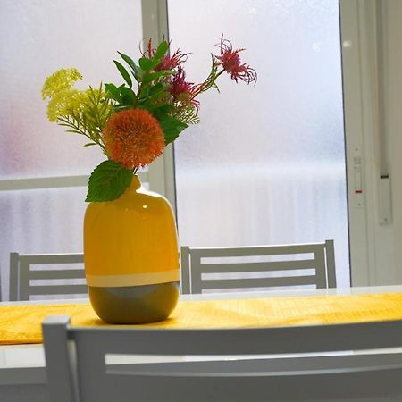 Stylish & Spacious Family Apartment Near Beach & Vibrant Historic Market Alicante Eksteriør bilde