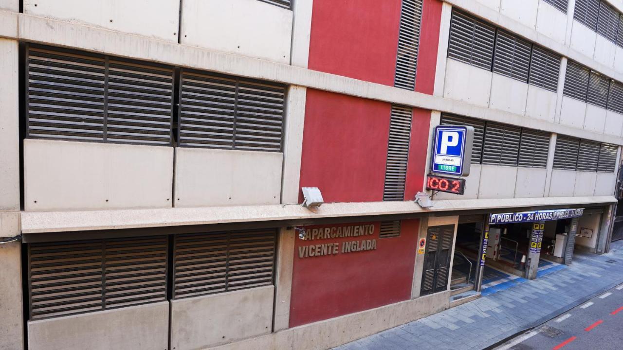 Stylish & Spacious Family Apartment Near Beach & Vibrant Historic Market Alicante Eksteriør bilde