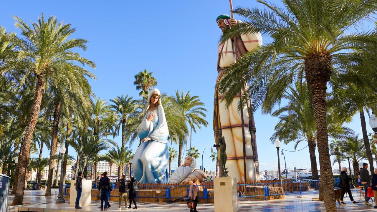 Stylish & Spacious Family Apartment Near Beach & Vibrant Historic Market Alicante Eksteriør bilde