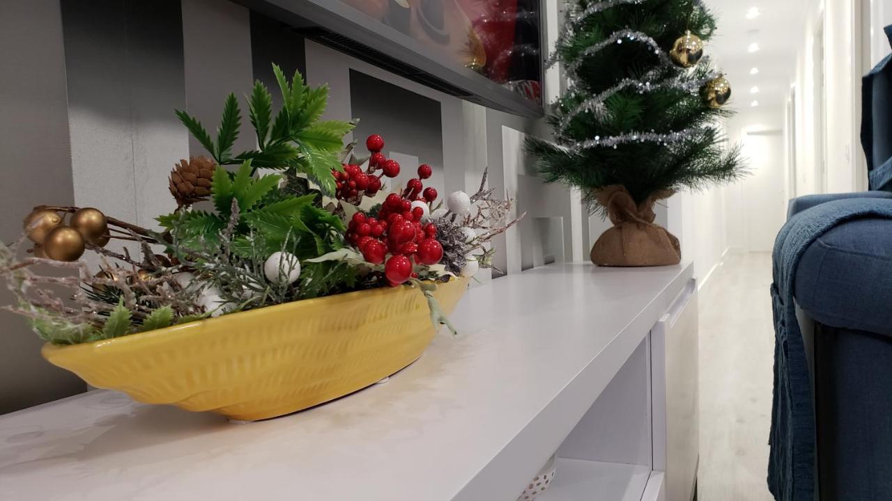 Stylish & Spacious Family Apartment Near Beach & Vibrant Historic Market Alicante Eksteriør bilde
